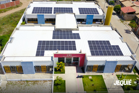 Prefeitura de Jequié inicia instalação de energia solar em escolas municipais; iniciativa deverá reduzir gastos com conta de energia elétrica